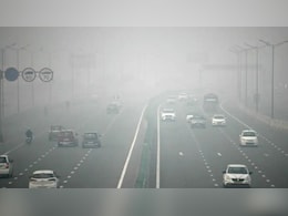 बढ़ते प्रदूषण के बीच NDMC ने पार्किंग चार्ज बढ़ाया, जानें अब कितना लगेगा चार्ज बढ़ते प्रदूषण के बीच NDMC ने पार्किंग चार्ज बढ़ाया, जानें अब कितना लगेगा चार्ज