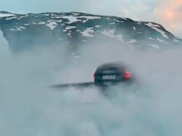 All-New Renault Bigster Teased Ahead Of Paris Motor Show Debut All-New Renault Bigster Teased Ahead Of Paris Motor Show Debut