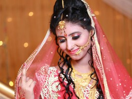 Karwachauth 2024 : करवाचौथ पर सोलह श्रृंगार का होता है विशेष महत्व, यहां जानिए क्या-क्या है इसमें शामिल Karwachauth 2024 : करवाचौथ पर सोलह श्रृंगार का होता है विशेष महत्व, यहां जानिए क्या-क्या है इसमें शामिल