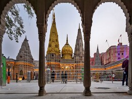 काशी विश्वनाथ मंदिर में अब हजारों लोग रोजाना करेंगे निशुल्क भोजन, इन्हें दी जाएगी सेवा काशी विश्वनाथ मंदिर में अब हजारों लोग रोजाना करेंगे निशुल्क भोजन, इन्हें दी जाएगी सेवा