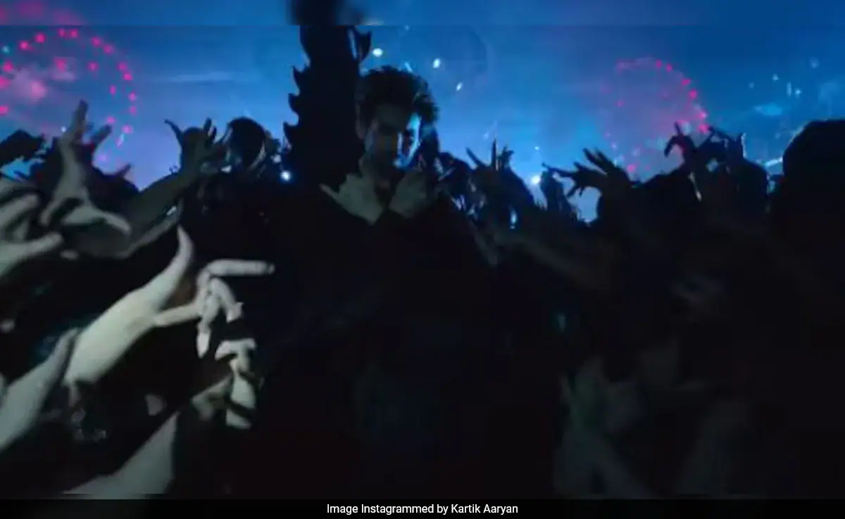 <i>Bhool Bhulaiyaa 3</i>: Vidya Balan And Madhuri Dixit's Shout Outs For Title Track