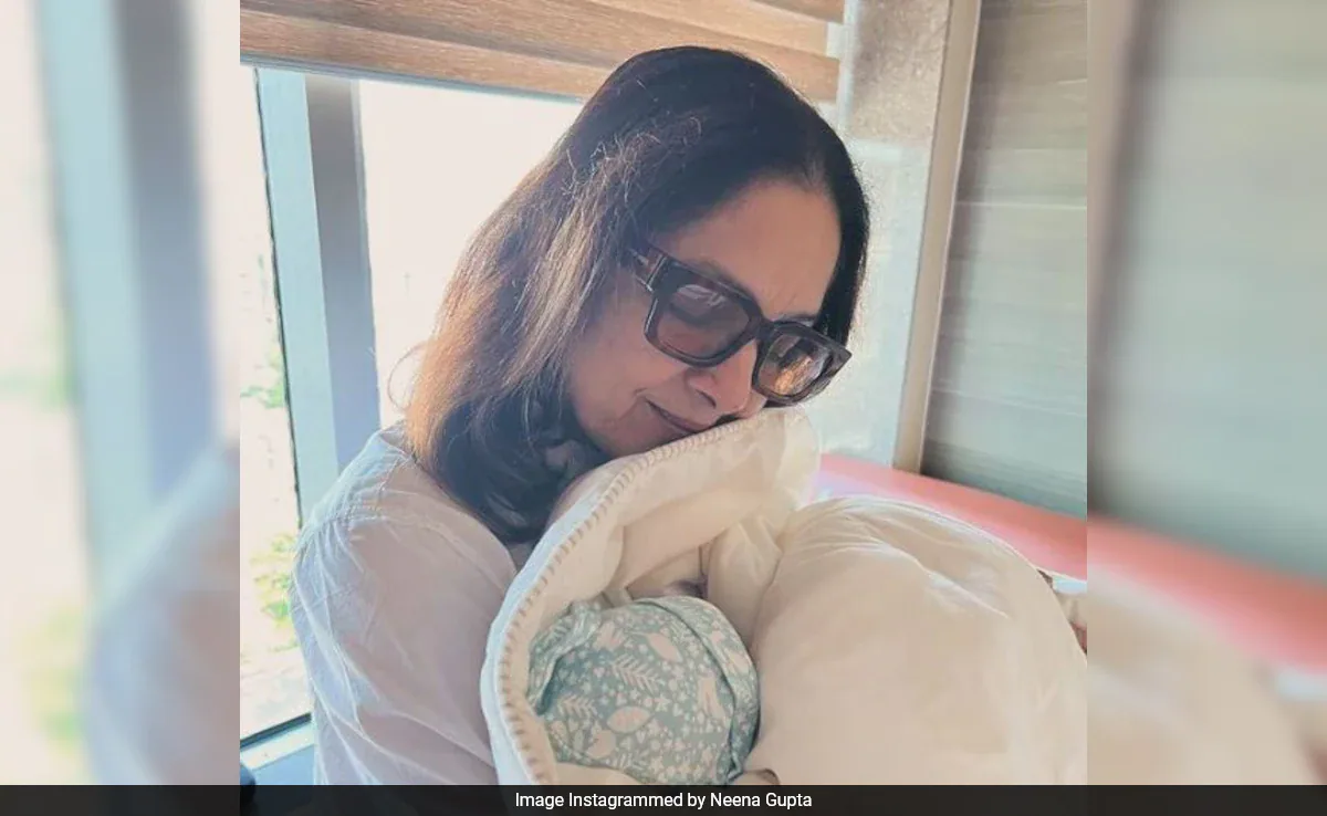 Neena Gupta Shares First Pic With Granddaughter: "<i>Meri Beti Ki Beti </i>"
