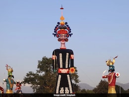 Rampur's Muslim Family Crafts 80-Foot-Tall Pollution-Free Ravan's Effigy