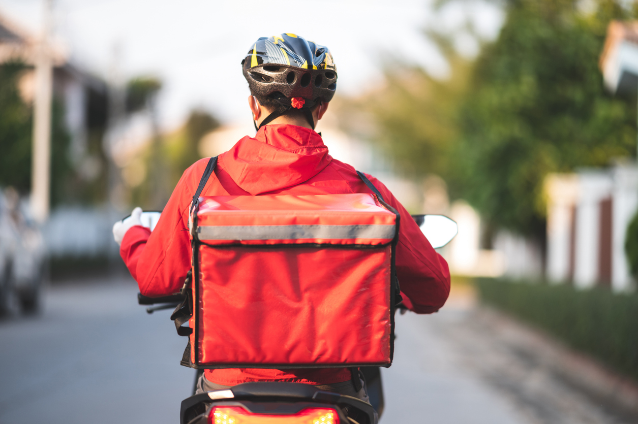 Food Delivery Apps vs Restaurant's Own Delivery: How GST 2.0 Will Affect Your Bill