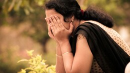 दिवाळीत लाडकी बहीण योजनेचे पैसे येणार नाहीत, निवडणूक आयोगाने निधी रोखला? खरं कारण काय?