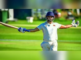 Agni Chopra: नया 'रन मशीन' बैडमैन जैसा औसत, '12वीं फेल' फिल्म के डायरेक्टर के बेटे ने रणजी ट्रॉफी में मचाया गदर