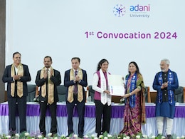 अदाणी यूनिवर्सिटी का पहला दीक्षांत समारोह, 69 पोस्ट ग्रैजुएट को दी गई डिग्री