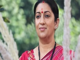 Smriti Irani's Hilarious Insta Post On Pizza Has The Internet Laughing - Here's Why Smriti Irani's Hilarious Insta Post On Pizza Has The Internet Laughing - Here's Why