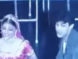 जब DDLJ के गाने पर आमिर खान और ऐश्वर्या राय ने किया था डांस, किसी फिल्मी गाने पर पहली बार किया था परफॉर्म जब DDLJ के गाने पर आमिर खान और ऐश्वर्या राय ने किया था डांस, किसी फिल्मी गाने पर पहली बार किया था परफॉर्म