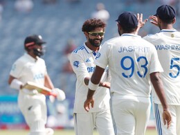 IND vs NZ 3rd Test: रवींद्र जडेजा ने रचा इतिहास, एक साथ कपिल देव, ग्लेन मैकग्रा और वकार युनुस को छोड़ा पीछे IND vs NZ 3rd Test: रवींद्र जडेजा ने रचा इतिहास, एक साथ कपिल देव, ग्लेन मैकग्रा और वकार युनुस को छोड़ा पीछे