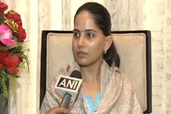 2 लाख का लेदर बैग और ट्रोलिंग जया किशोरी ने बताई पूरी कहानी 2 लाख का लेदर बैग और ट्रोलिंग जया किशोरी ने बताई पूरी कहानी