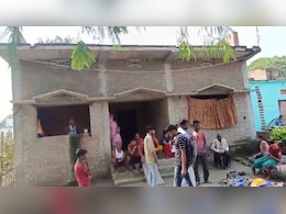 बिहार में जहरीली शराब से मचा कोहराम, छपरा-सीवना में 6 लोगों की मौत, 5 की हालत खराब बिहार में जहरीली शराब से मचा कोहराम, छपरा-सीवना में 6 लोगों की मौत, 5 की हालत खराब