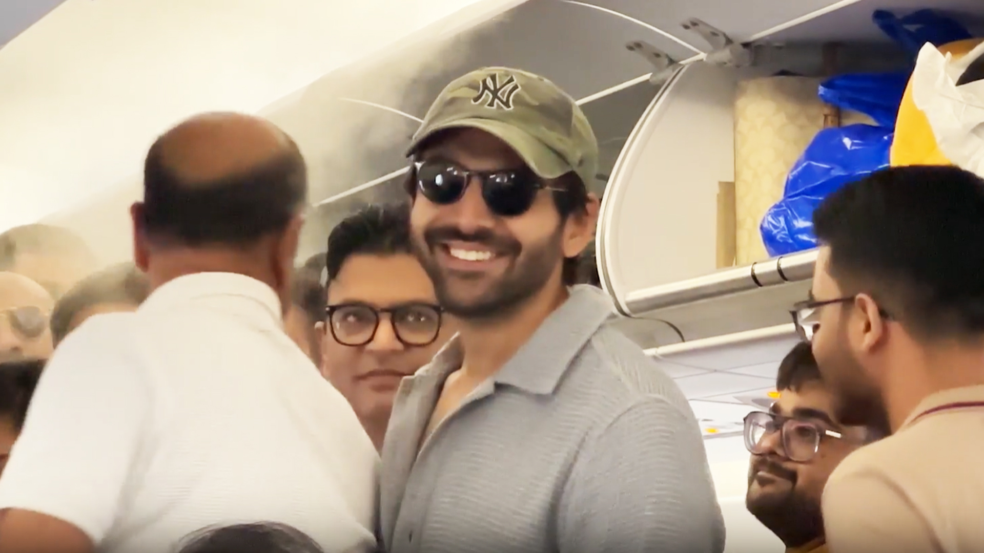 Kartik Aaryan Heads To Jaipur For <i>Bhool Bhulaiyaa 3</i> Trailer Launch Event