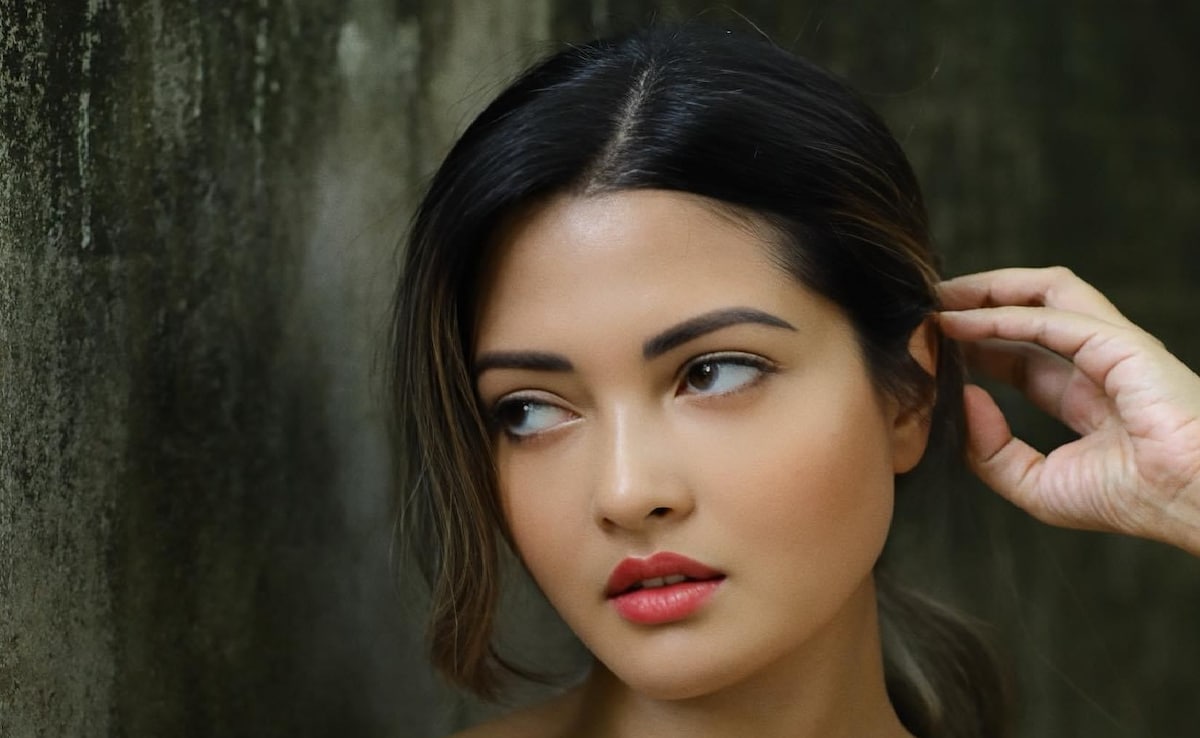 রিয়া সেনের হলিউডে অভিষেক, নিজের অভিজ্ঞতা শেয়ার করলেন অভিনেত্রী