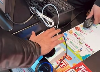 Viral Video Shows People Scanning Their Palms To Pay At Shop In China Viral Video Shows People Scanning Their Palms To Pay At Shop In China
