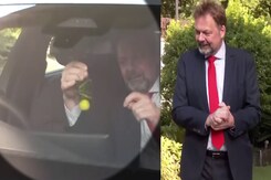German Ambassador Ackermann ने अपनी लाखों की Car में लगाया नींबू-मिर्ची German Ambassador Ackermann ने अपनी लाखों की Car में लगाया नींबू-मिर्ची