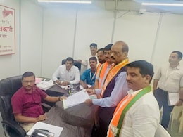 बाळासाहेबांचे कार्यकर्ते असते तर.... मनसेनं सांगितला सरवणकरांना त्यांचाच इतिहास! बाळासाहेबांचे कार्यकर्ते असते तर.... मनसेनं सांगितला सरवणकरांना त्यांचाच इतिहास!