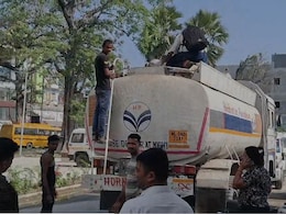 बिहार : पेट्रोल टैंकर से कर रहे थे शराब की तस्करी, शराब व बियर की बोतलों से भरा ट्रक जब्त बिहार : पेट्रोल टैंकर से कर रहे थे शराब की तस्करी, शराब व बियर की बोतलों से भरा ट्रक जब्त