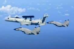 Chennai's Marina Beach Gears Up For Air Force's Air Show Chennai's Marina Beach Gears Up For Air Force's Air Show