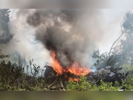 Helicopter Crashed in Pune : पुण्यातील बावधनमध्ये हेलिकॉप्टर कोसळलं, तिघांचा मृत्यू