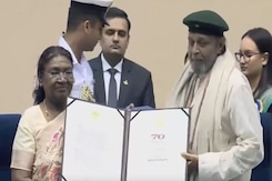National Awards: Mithun Chakraborty Receives Standing Ovation  At The Ceremony National Awards: Mithun Chakraborty Receives Standing Ovation  At The Ceremony