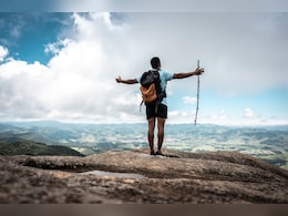 दोस्तों नहीं, अब अकेले ट्रिप पर निकल रहा है यूथ, जानिए Solo Travel क्यों हो रहा है पॉपुलर