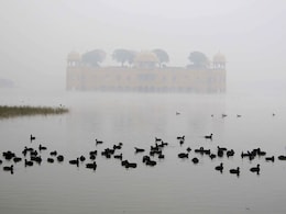 Rajasthan Weather: देश के सबसे प्रदूषित शहरों में राजस्थान के दो जिले, मरुप्रदेश की हवा में घुलने लगी सर्दी Rajasthan Weather: देश के सबसे प्रदूषित शहरों में राजस्थान के दो जिले, मरुप्रदेश की हवा में घुलने लगी सर्दी