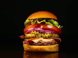 Burger King, Taco Bell And Pizza Hut Pull Onions From Menu After McDonalds E. Coli Outbreak Burger King, Taco Bell And Pizza Hut Pull Onions From Menu After McDonalds E. Coli Outbreak