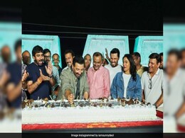 Inside Sunny Deol's "Jaat-tastik" Birthday Celebration. Bonus - Randeep Hooda Inside Sunny Deol's "Jaat-tastik" Birthday Celebration. Bonus - Randeep Hooda