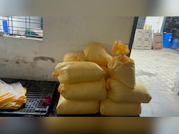 ड्रग्स के खिलाफ बड़ी कार्रवाई, गुजरात से 5000 करोड़ रुपये की 518 किलो कोकीन जब्त ड्रग्स के खिलाफ बड़ी कार्रवाई, गुजरात से 5000 करोड़ रुपये की 518 किलो कोकीन जब्त