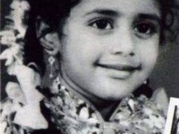 दूरदर्शन एंकर से सुपरस्टार बनीं ये बच्ची, सड़क पर गिरी तस्वीर ने बदली तकदीर लेकिन 31 की उम्र में कह गई दुनिया को अलविदा दूरदर्शन एंकर से सुपरस्टार बनीं ये बच्ची, सड़क पर गिरी तस्वीर ने बदली तकदीर लेकिन 31 की उम्र में कह गई दुनिया को अलविदा