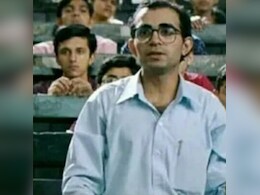 मुन्नाभाई MBBS के दुबले पतले स्वामी दिखने लगे हैं इतने अलग, लेटेस्ट फोटो में पहचान नहीं पाए फैंस, बोले- हाय तौबा! मुन्नाभाई MBBS के दुबले पतले स्वामी दिखने लगे हैं इतने अलग, लेटेस्ट फोटो में पहचान नहीं पाए फैंस, बोले- हाय तौबा!