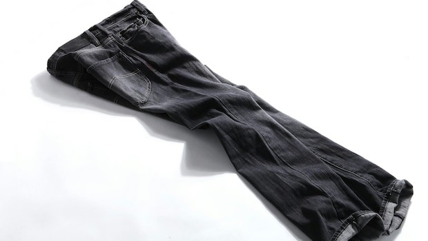 Best Deals On Roadster Trousers From Myntra