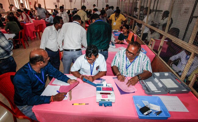 Jammu Kashmir Election Results LIVE Updates: Who Will Win In J&K's First Poll In 10 Years?
