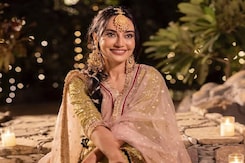 सामने आई Surbhi Jyoti के प्री-वेडिंग फंक्शन की फोटोज, वायरल हुआ एक्ट्रेस का ड्रीमी लुक सामने आई Surbhi Jyoti के प्री-वेडिंग फंक्शन की फोटोज, वायरल हुआ एक्ट्रेस का ड्रीमी लुक