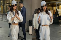 Priyanka Chopra Is Back In India, Greets Paps With <i>Namaste</i> Priyanka Chopra Is Back In India, Greets Paps With <i>Namaste</i>