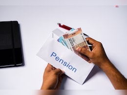 UPS Scheme: केंद्रीय कर्मचारियों को कल से मिलेगा एकीकृत पेंशन स्कीम का विकल्प, जानिए UPS के फायदे UPS Scheme: केंद्रीय कर्मचारियों को कल से मिलेगा एकीकृत पेंशन स्कीम का विकल्प, जानिए UPS के फायदे