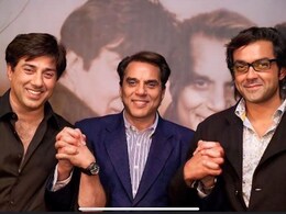 Deol Family Photo: देओल फैमिली की रेयर फोटो, सनी देओल की गोद में बैठे इन बच्चों को पहचाना क्या? Deol Family Photo: देओल फैमिली की रेयर फोटो, सनी देओल की गोद में बैठे इन बच्चों को पहचाना क्या?
