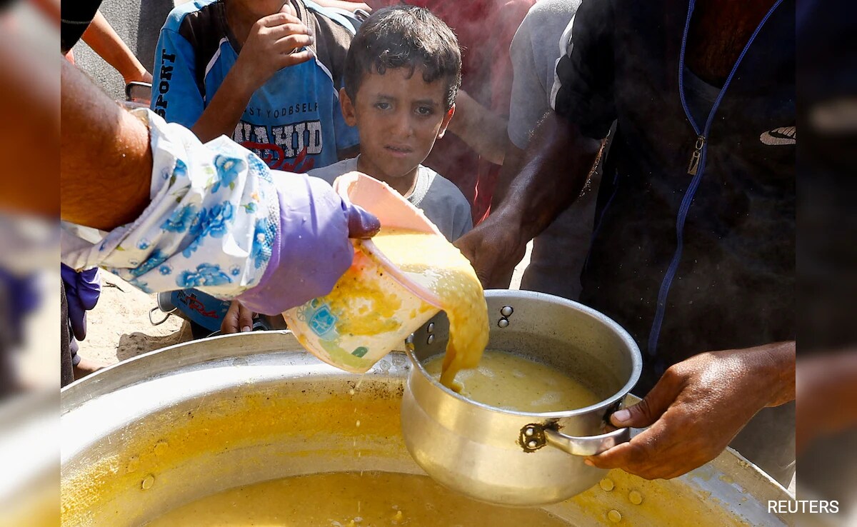 Israel Halts Key Commercial Food Imports To Gaza Report