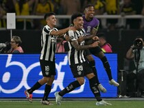 Botafogo Blast Five Past Penarol In Libertadores Semi-Final