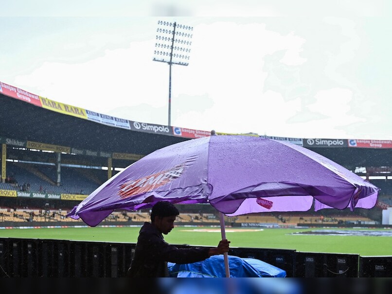 भारत बनाम न्यूजीलैंड लाइव स्कोर, पहला टेस्ट, दिन 5: बेंगलुरू में कवर हटाए जा रहे हैं, अगला निरीक्षण...