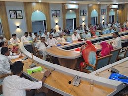 बाड़मेर के किसानों को सूअर से जल्द मिलेगी मुक्ति, जिला परिषद की बैठक में कलेक्टर टीना डाबी ने दिए निर्देश