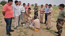 दीपावली से पहले राजस्थान में भारत-पाक बॉर्डर के पास 16 करोड़ की हेरोइन जब्त, जांच में जुटे जवान