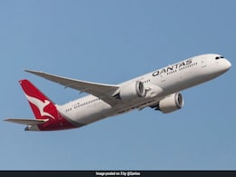 Japan-Bound Flight Played R-Rated Movie For All Passengers With No Option To Switch Japan-Bound Flight Played R-Rated Movie For All Passengers With No Option To Switch