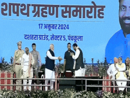 शपथ के बाद माथे से लगाया PM मोदी का हाथ, कार्यक्रम में क्या-क्या हुआ, कौन-कौन बना मंत्री जानिए पूरी बात शपथ के बाद माथे से लगाया PM मोदी का हाथ, कार्यक्रम में क्या-क्या हुआ, कौन-कौन बना मंत्री जानिए पूरी बात