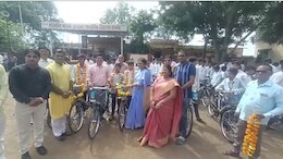 PM Shri School का सफर आसान, अब नहीं होगी पहुंचने में देरी, साइकिल पाकर खिले चेहरे