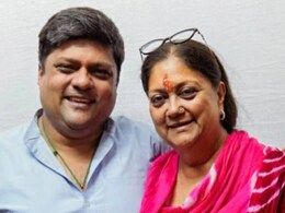 अब 'क्रिकेट के मैदान' में वसुंधरा राजे के बेटे दुष्यंत सिंह, क्लब के अध्यक्ष बने ; BCCI जाने का रास्ता साफ़ ! अब 'क्रिकेट के मैदान' में वसुंधरा राजे के बेटे दुष्यंत सिंह, क्लब के अध्यक्ष बने ; BCCI जाने का रास्ता साफ़ !