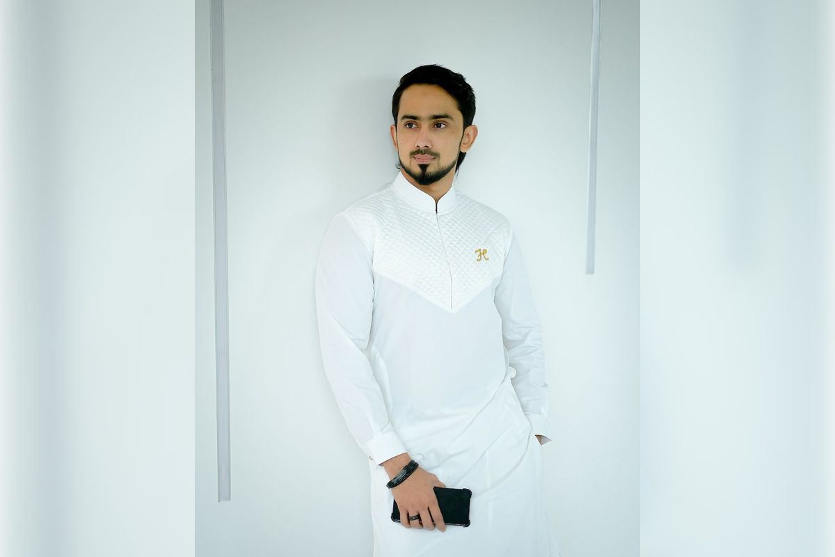 Riddhi Jadhav Unmasked: Adnaan Shaikh's Sister Leaks Ayesha's Photos