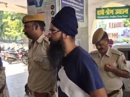 Rajasthan: कई बीमारियों से जूझ रहा लॉरेंस बिश्नोई का खास शूटर विक्रम बराड़, कल जेल में मां से की थी मुलाकात Rajasthan: कई बीमारियों से जूझ रहा लॉरेंस बिश्नोई का खास शूटर विक्रम बराड़, कल जेल में मां से की थी मुलाकात
