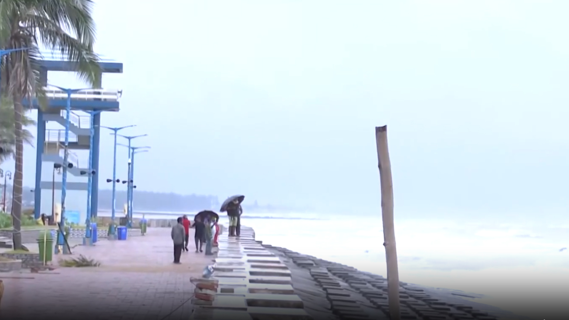 How West Bengal & Odisha Manage The Impact Of Cyclones